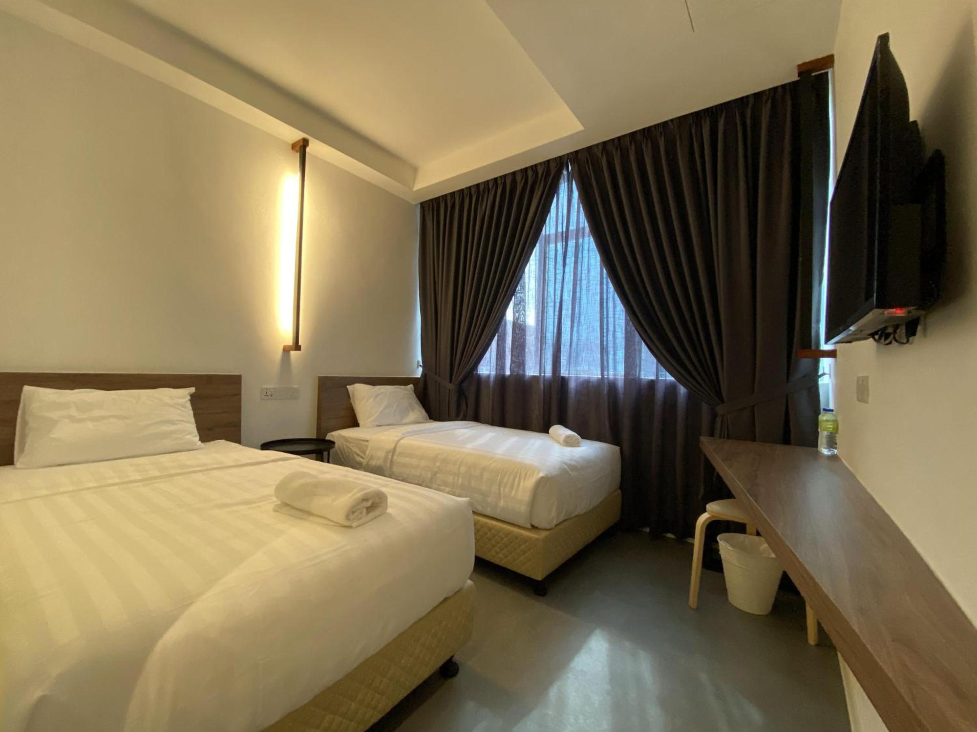 T Hotel Jalan Sultanah Alor Setar Buitenkant foto