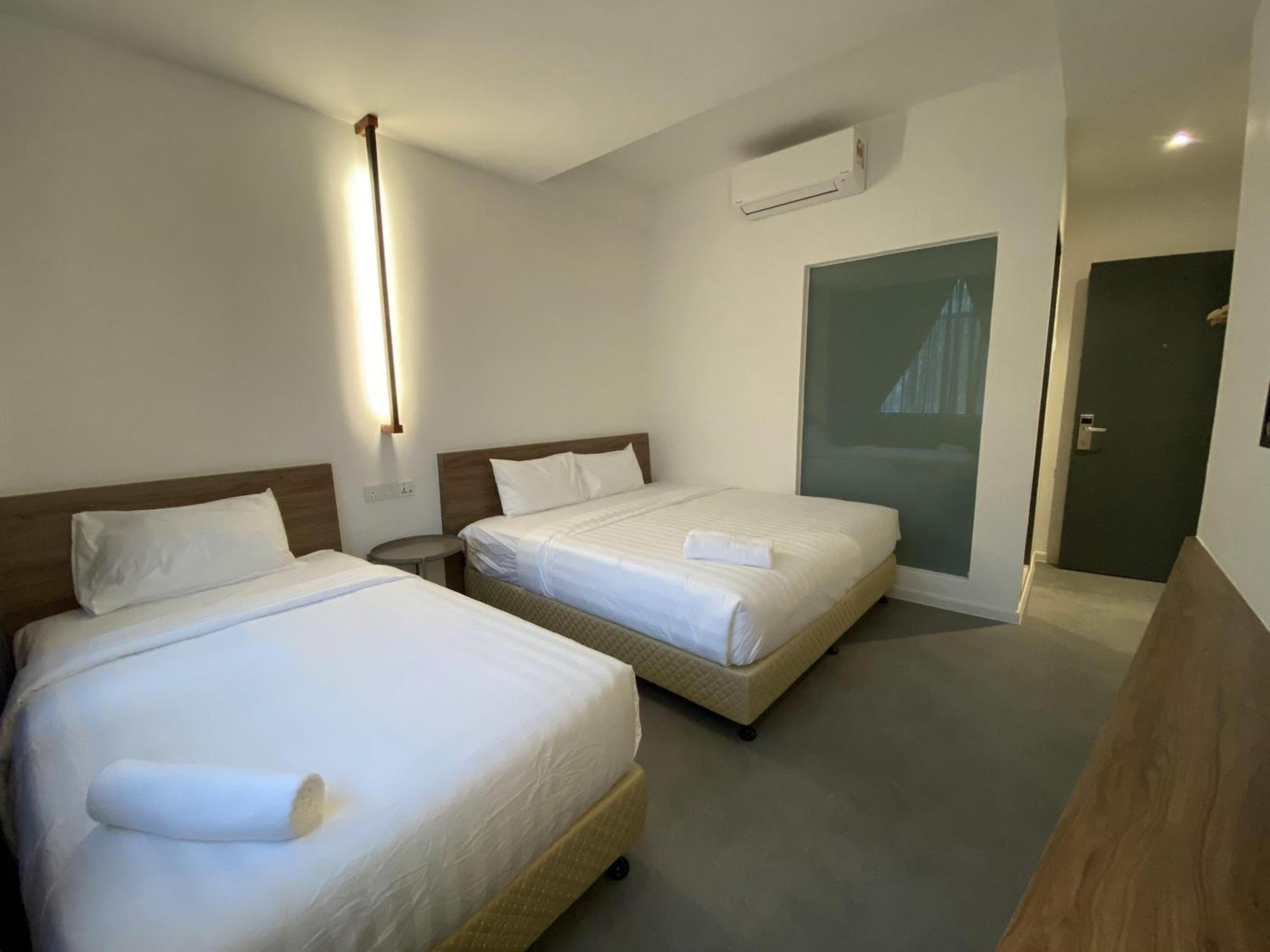 T Hotel Jalan Sultanah Alor Setar Buitenkant foto